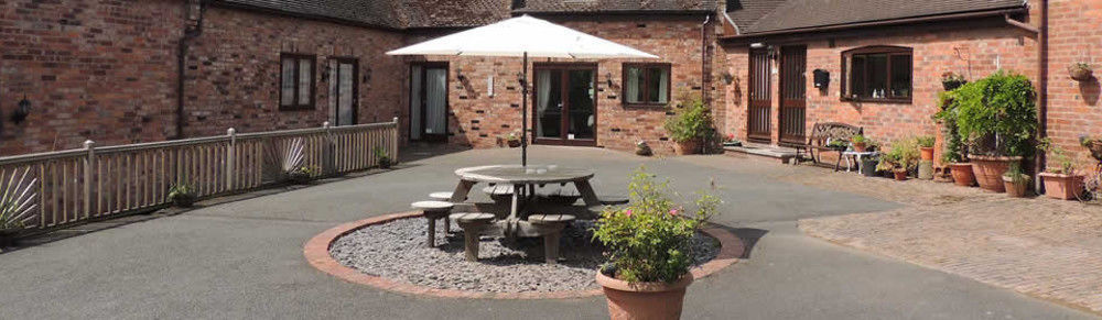 Hotel The Manor Coach House Hindlip Esterno foto